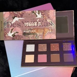 Exotica pressed pigment palette